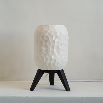 Luminaria_de_Mesa_Prisma_Oriva_Decor